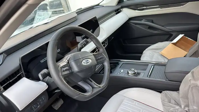 فورد تورس تريند بنزين 2026 سعودي صيانه مجانيه 6