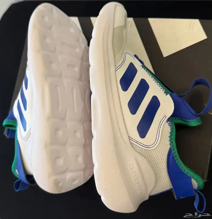 جزمة أولاد Adidas ((جديدة لم تستخدم ))مقاس 33 2