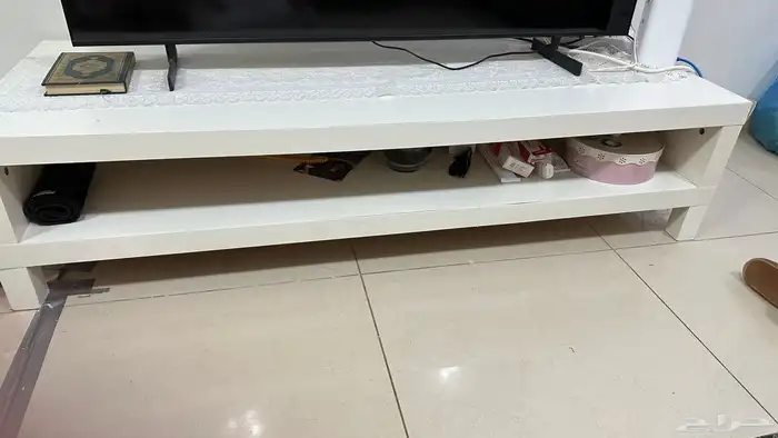 طاولة تلفاز ايكيا 0