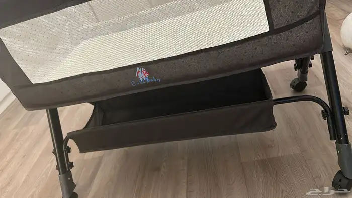 سرير اطفال 1