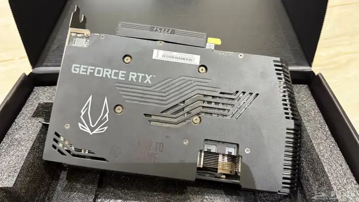كرت شاشة RTX3070 zotac 1