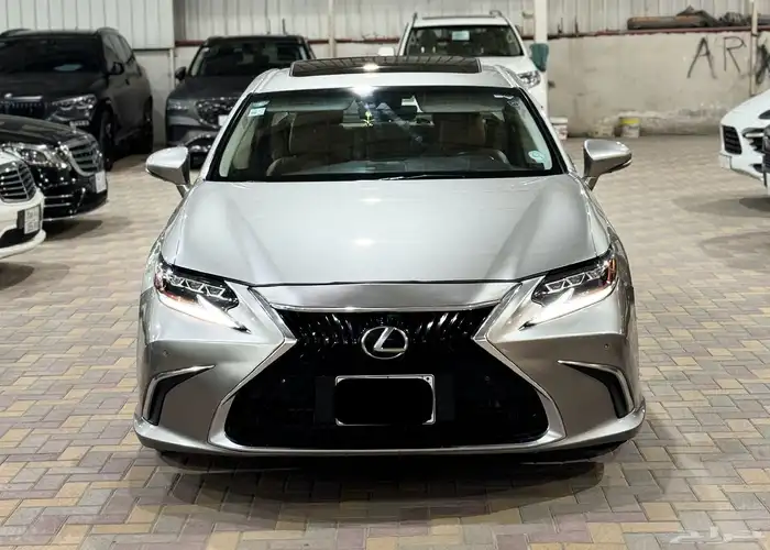 لكزس 2017 ES350 مالك اول 1