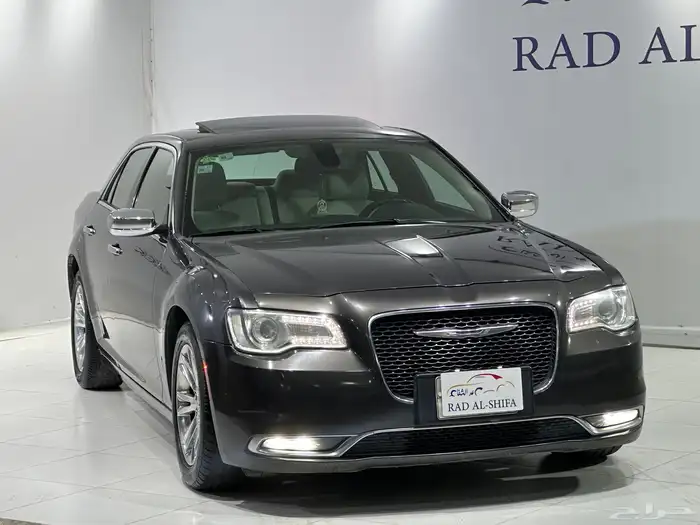 كرايزلر c300 2017 سعودي 3