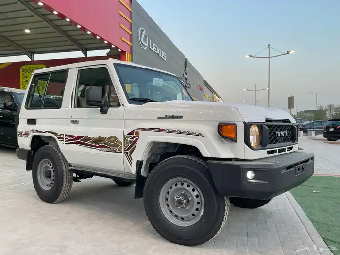 تويوتا جيب ربع 2025سعودي دفلوك(بنزين)4.0L 3