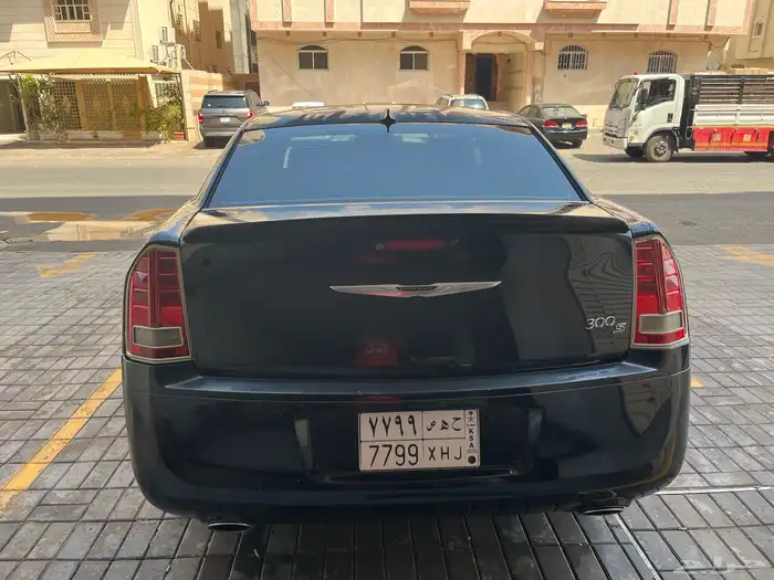 Chrysler كرايسلر أمريكي 2012 300S Black الحد 27 ألف ريال 3