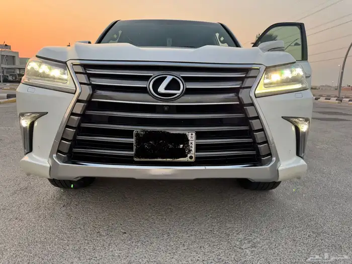 للبيع جيب لكزس LX570 14
