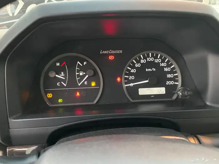 تويوتا جيب ربع 2025سعودي دفلوك(بنزين)4.0L 13