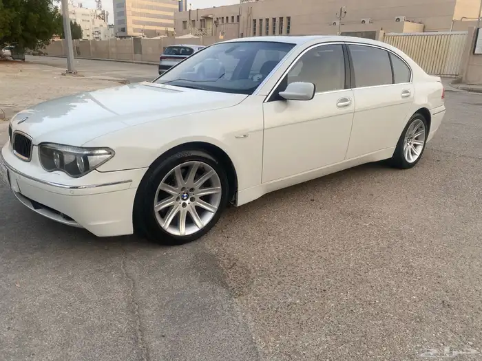 بي ام دبليو نظيف 745IL 4