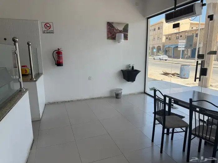 للبيع بوفية في الخفجي بكامل معداتها 3