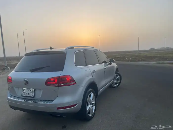 فولكس واجن طوارق فل كامل 2012 22
