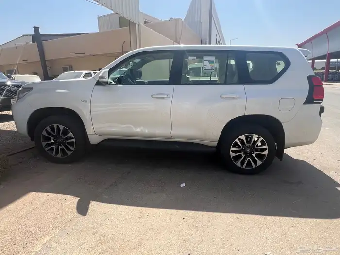 برادو 2023 نص فل V6 0