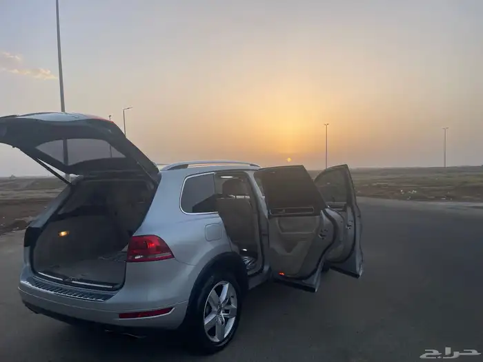 فولكس واجن طوارق فل كامل 2012 25