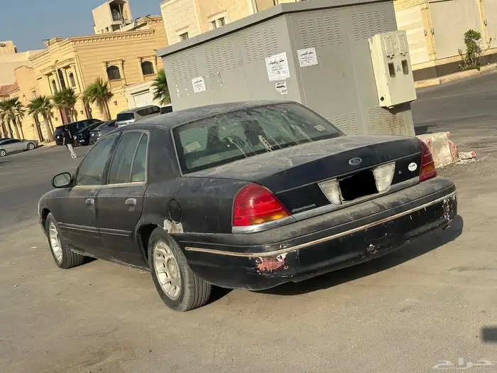 فورد كراون فكتوريا 2002 0