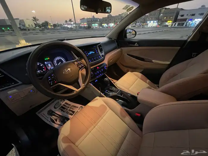 هونداي توسان 1600cc قمة النضافة 2018 15