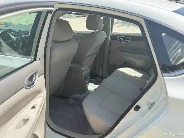 نيسان سنترا Nissan Sentra 9