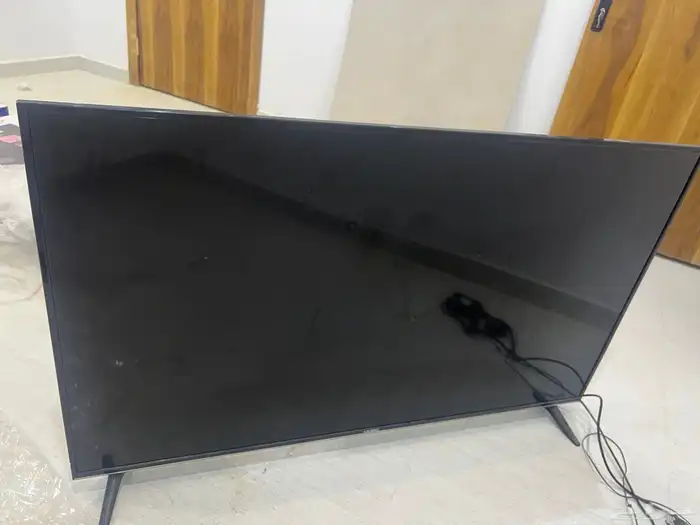 تلفزيون شاشه kmc للبيع 0