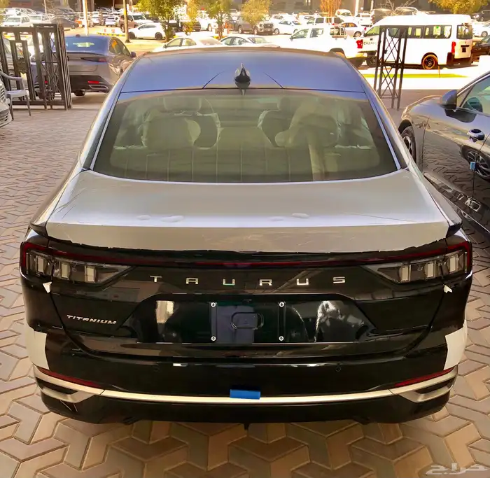 فورد توروس تيتانيوم فل كامل 2026 8