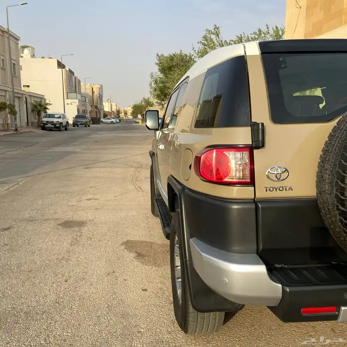 للبيع اف جي FJ فل كامل 2021 وكالة ( ممشى 91 الف ) شبه جديد 6
