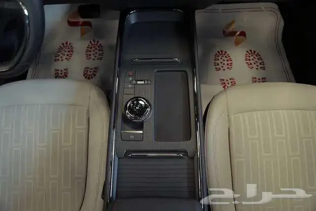 فورد تورس ترند 2025 7