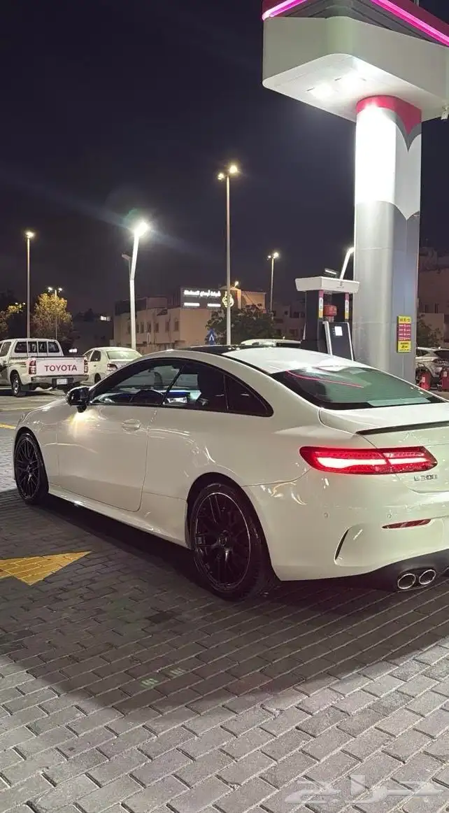 مرسيدس E300 كوبيه 2017 نظيف 9