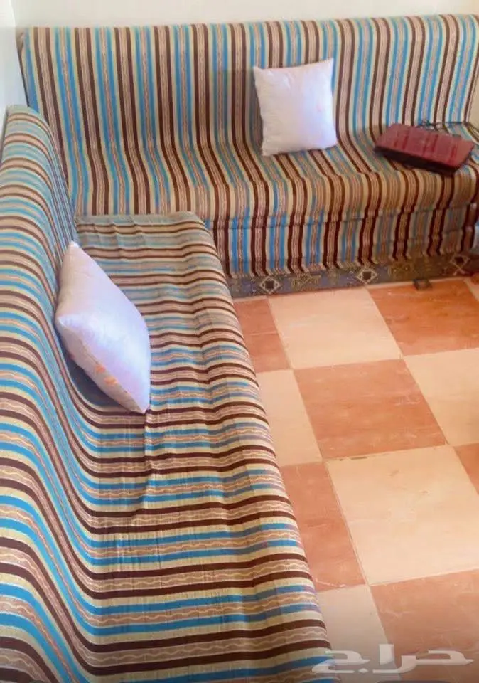 عند سوبر ماركت رنده الباحه بعد بنده جنب مسجد الصخره 2