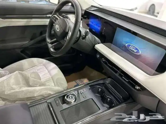 فورد تورس امبيانتي 2025 كاش وتقسيط افضل عروض 13