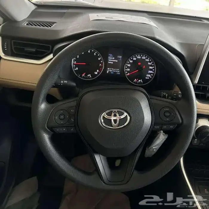 تويوتا راف فور ستاندر بدون دبل 2025 - toyota rav4 standard 12