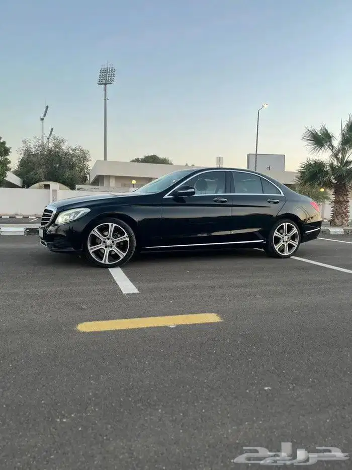 مرسيدس c200 اسود موديل 2015 5