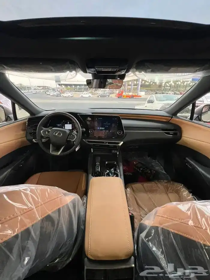 لكزس RX 350 -2025 بنزين AA بلس بانوراما بالنقد والتقسيط 7