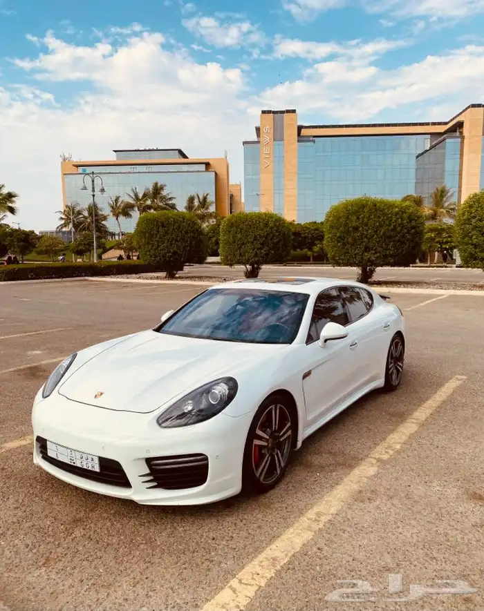 بورش بانميرا GTS 0