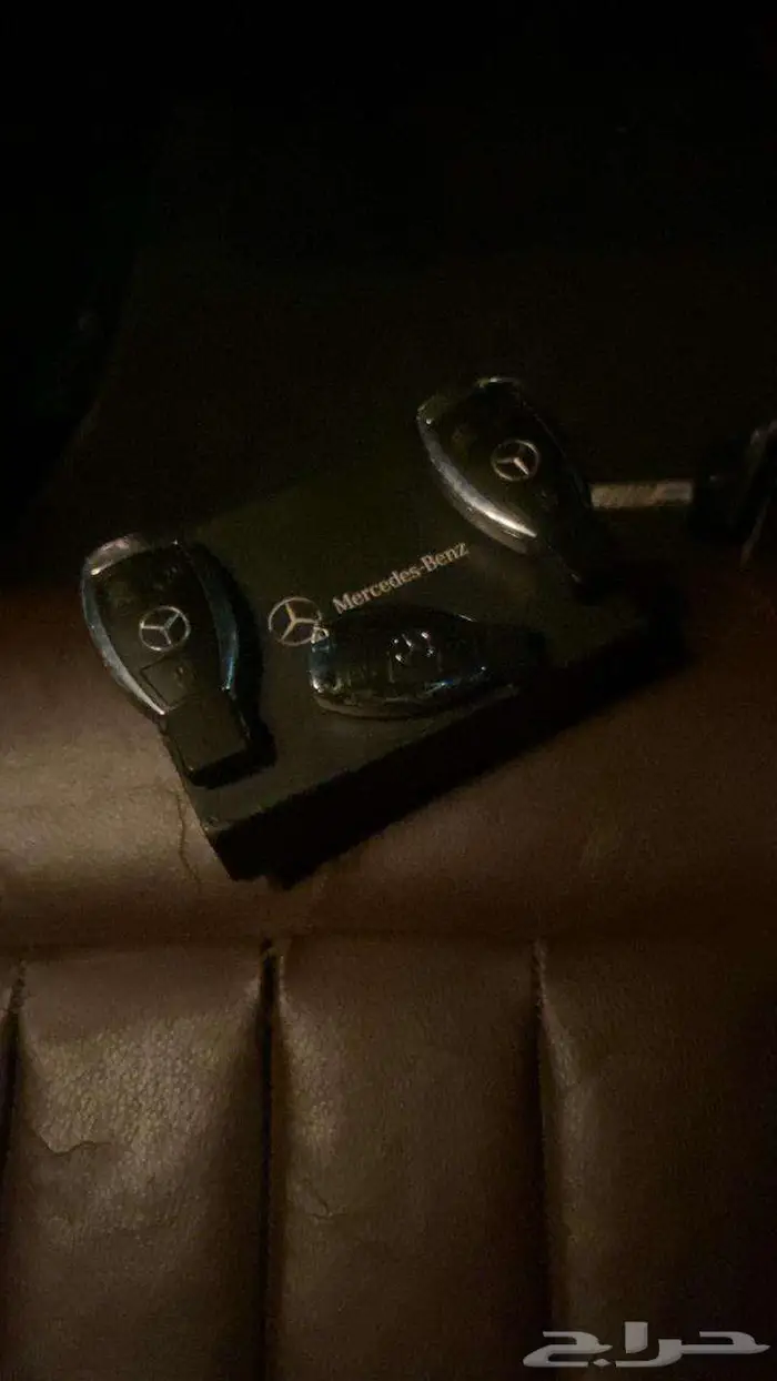 E300 AMG جفالي   فضي داخل بني 1