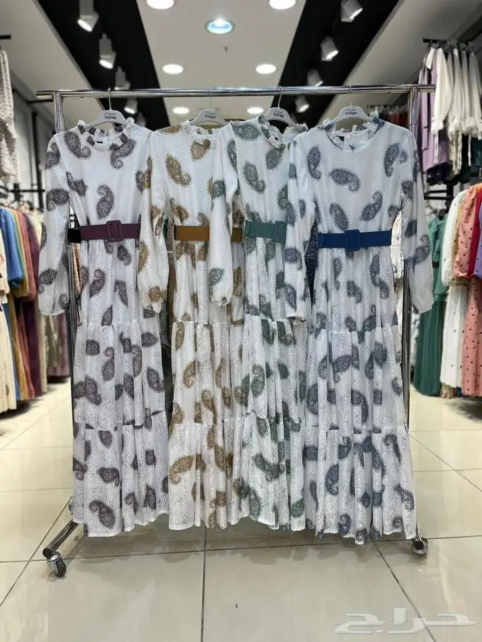 بضاعه ازياء نسائية مخفضة للتجارة 3