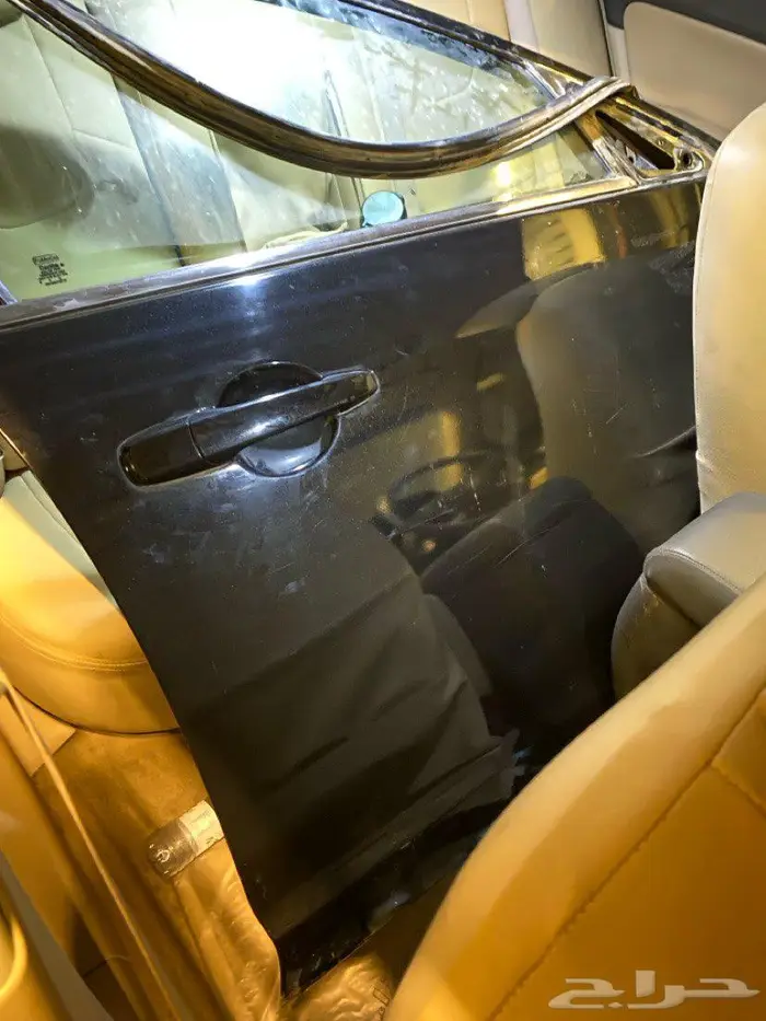 باب الراكب امامي يمين لون اسود لؤلؤي فورد فيوجن وميلان 0