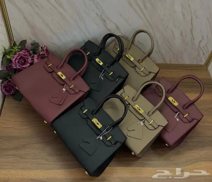 شنطة الصغيره 186 والكبيره 196مع الملحقات والشحن مجاني 1