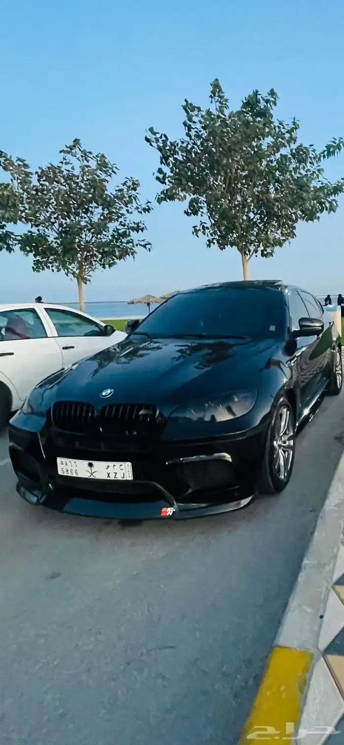 للبيع BMW X6 M 2011  فل كامل   8 سلندر 11