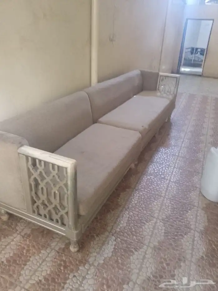 غسالة وكنب وبراد للبيع 0