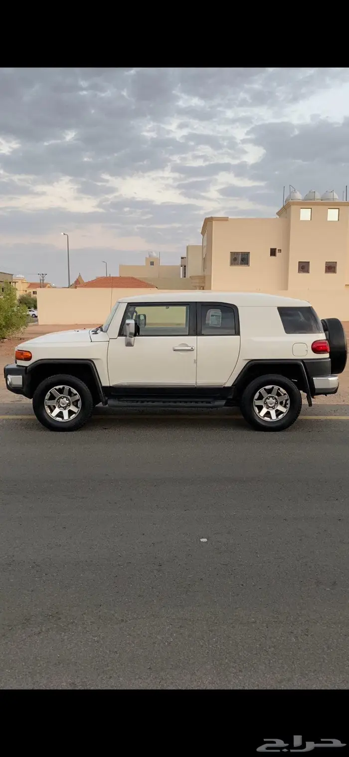 جيب تويوتا افجي 2013 فل كامل 3