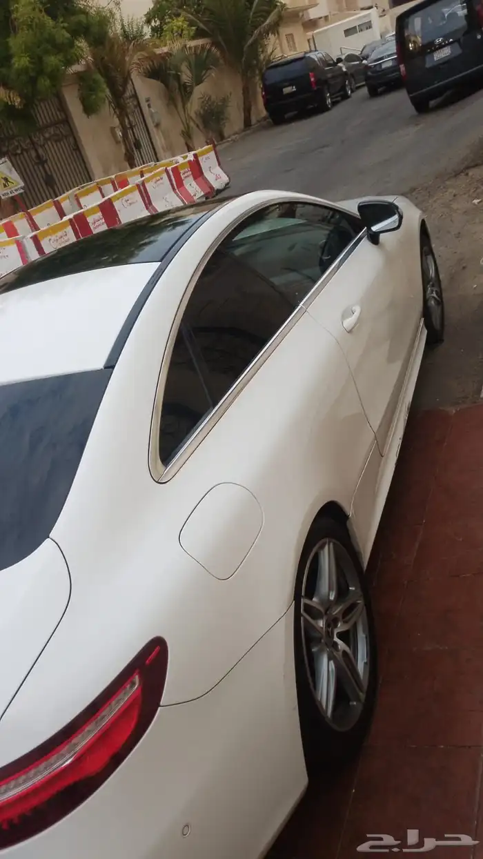 مرسيدس E200 coupe 2