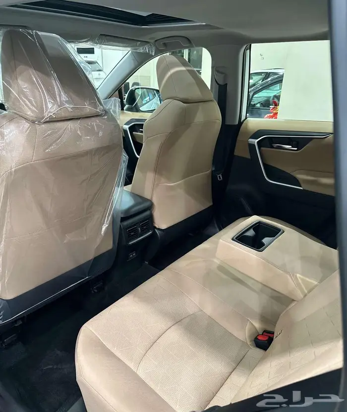 راف فور اكس ال اي بنزين فتحة سقف 2025 RAV4 2.0 XLE 8