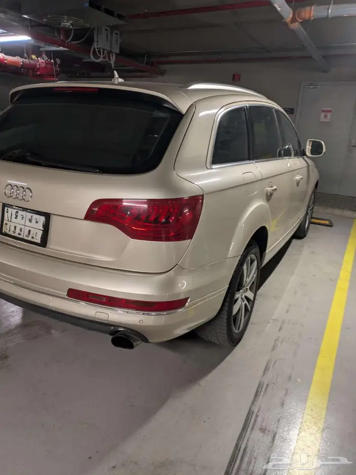 AUDI Q7 2015 3