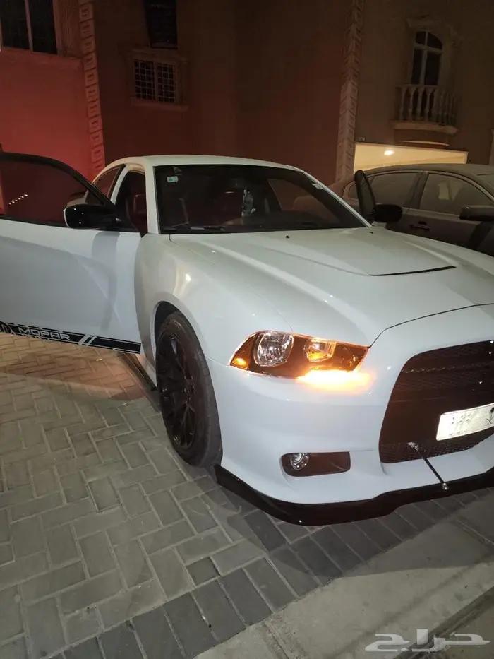 دودج تشارجر 5
