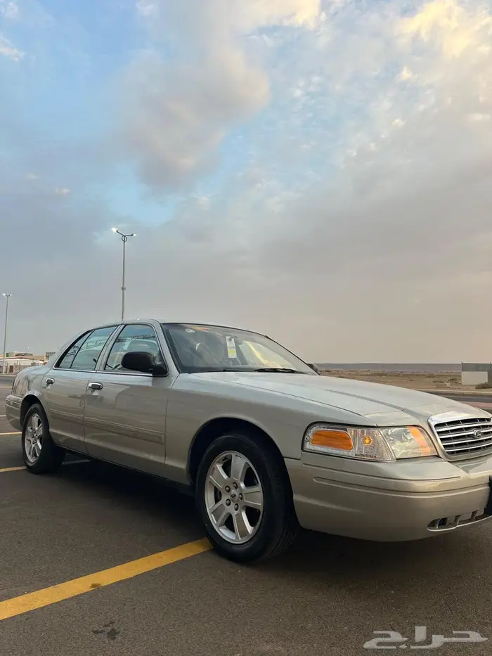 كراون فكتوريا سعودي موتر صنف 12
