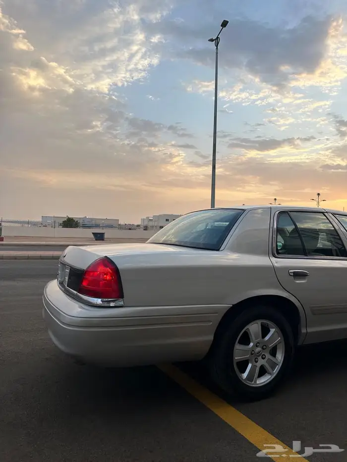 كراون فكتوريا سعودي موتر صنف 1