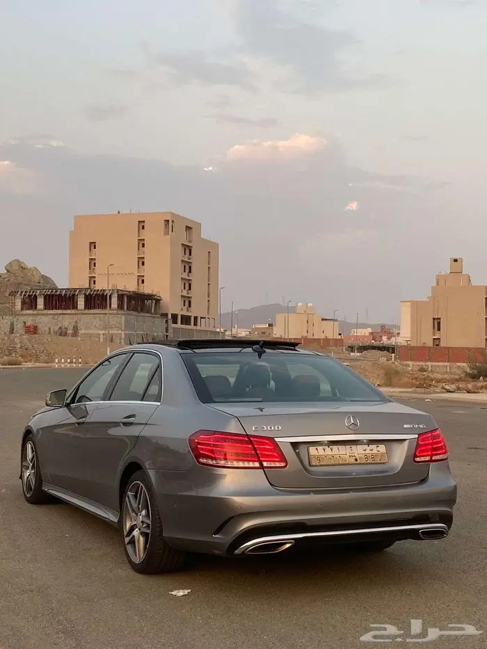E300 AMG جفالي   فضي داخل بني 5