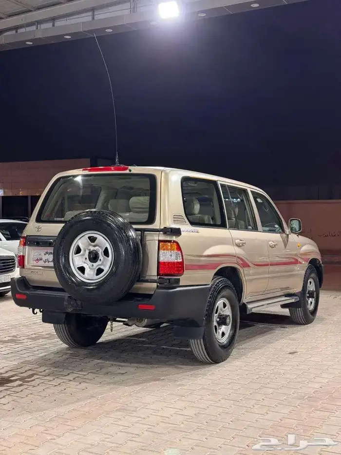 تويوتا لاندكروزر جي اكس 2004 4