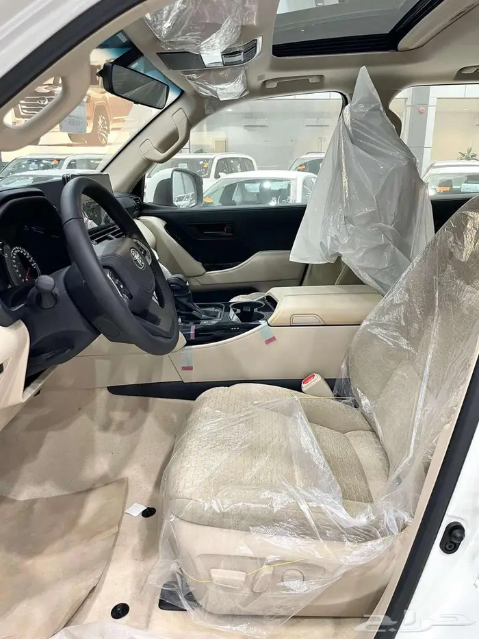 تويوتا لاندكروزر GXR L2 ديزل سعودي 2025 21
