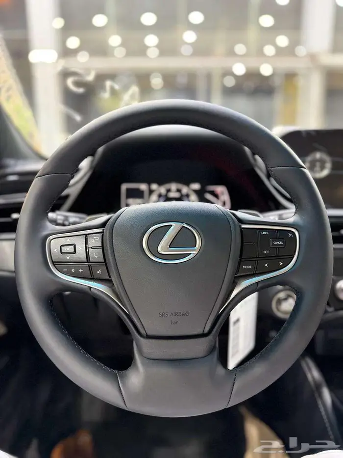 لكزس ES 250 AA بنزين سعودي 2025 11
