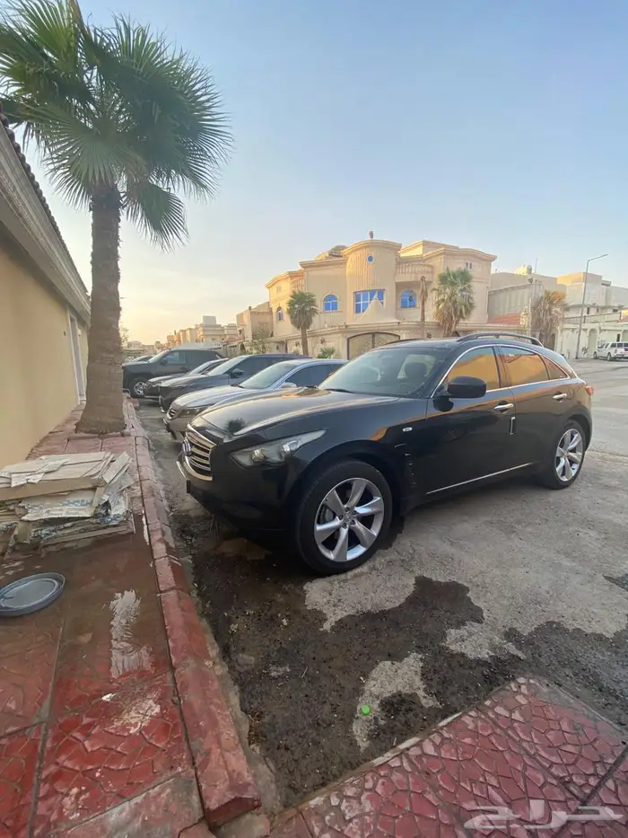 انفنتي QX70 16
