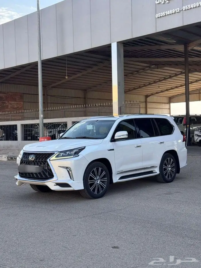 لكزس 2018 LX570 0
