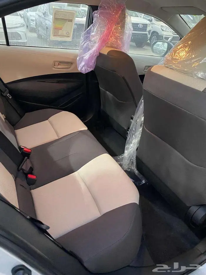 تويوتا كورولا 2.0 2025 XLI 5